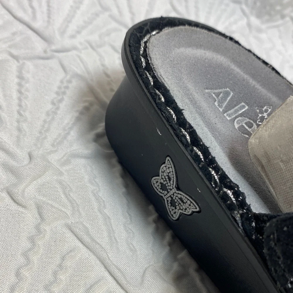 Alegria‎ Victoriah Lustrous Black Strappy Leather Chiappetta Slide Sandals comfy - Picture 4 of 14
